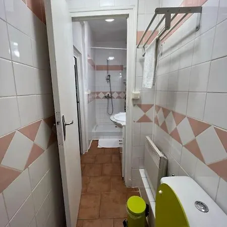 Lägenhet T2 Vue Sur La Place Plumereau *