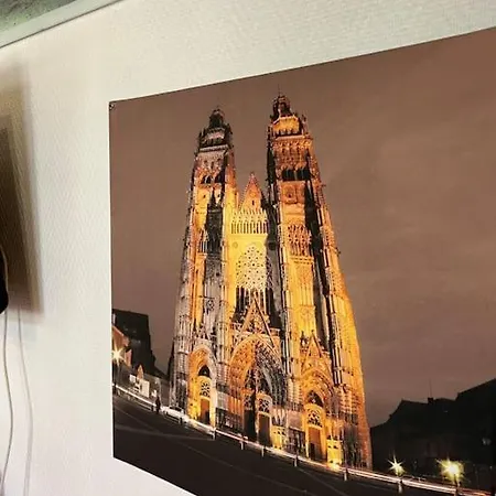 Lägenhet T2 Vue Sur La Place Plumereau Tours